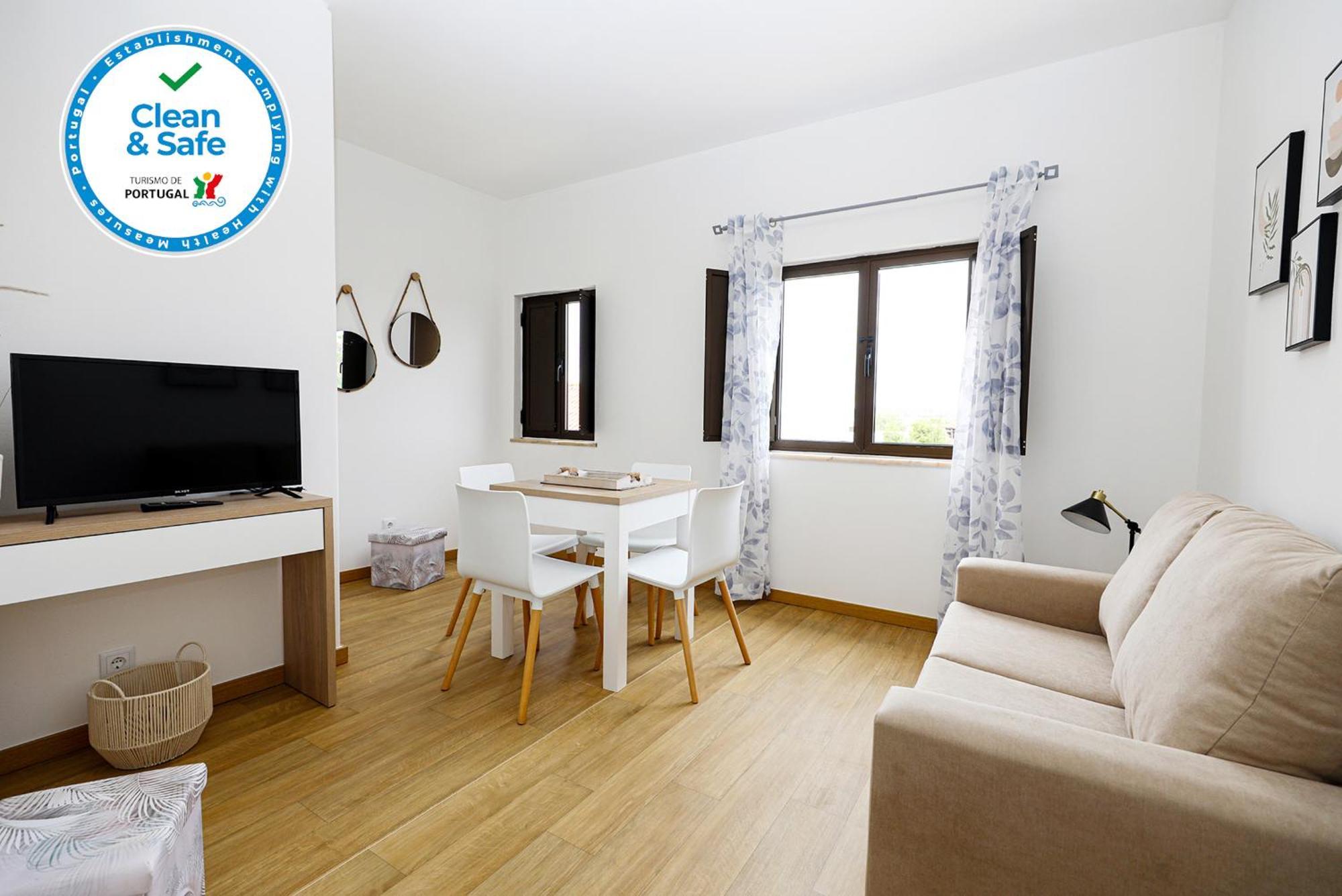 A48 - Windmill 1 Bed Apartment In Odiáxere Esterno foto